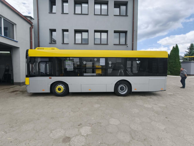 Nowe barwy autobusów komunikacji miejskiej w Skarżysku-Kamiennej