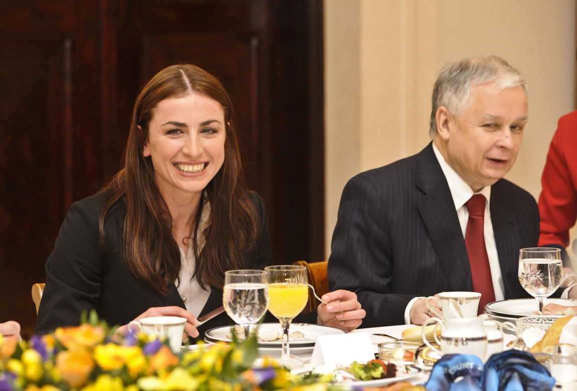 Lech Kaczyński i Jarosław Kaczyński na sportowych zdjęciach