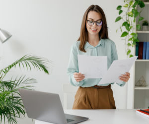 Tyle można zarobić w stołecznym ratuszu. Niektórzy mają wypłatę wyższą niż Trzaskowski!