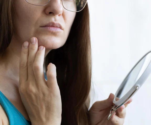 Zaczyna się od zimnych napojów, kończy na sercu. Naukowcy ostrzegają