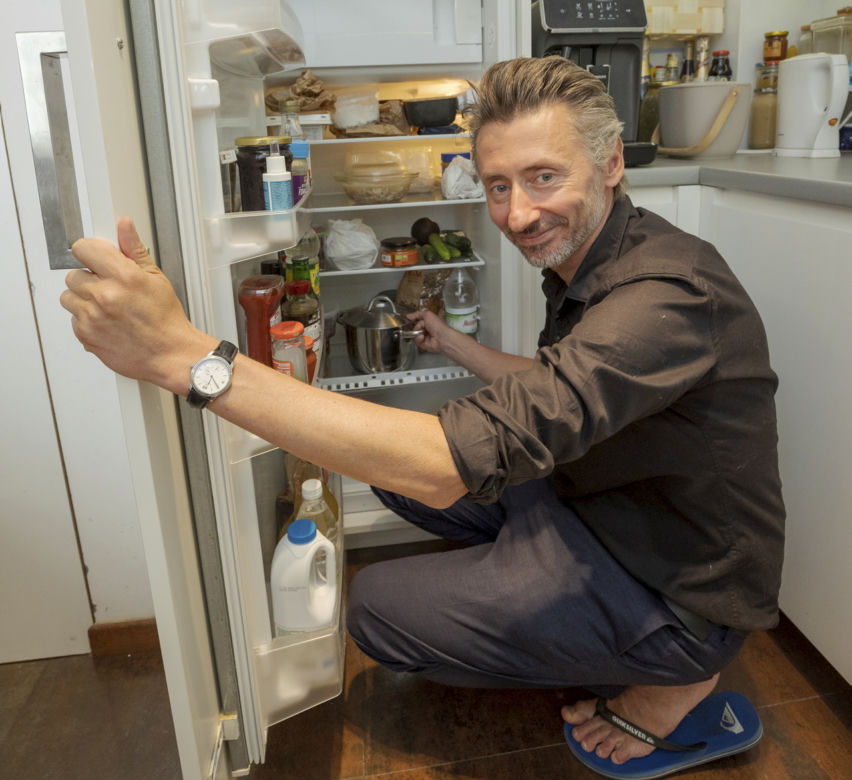 Tak mieszka Maciej Gdula. Politycy od kuchni