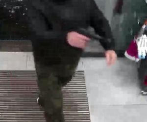 Napad na stację benzynową w Inowrocławiu! Policja szuka tego mężczyzny [ZDJĘCIA]