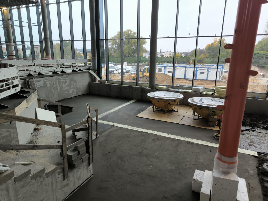 Modernizacja Pływalni Akwawit w Lesznie stan na październik 2026