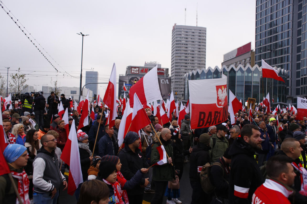 Marsz Niepodległości 2023 Warszawa. ZDJĘCIA. Tak stolica wygląda 11 listopada! GALERIA cz. 1