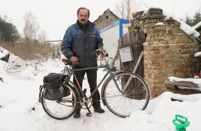 "Pies ogrzał mnie swoim ciałem i ocalił życie". Niezwykła historia z Podlasia