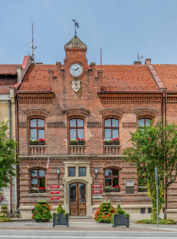 To jedno z najpiękniejszych miast w woj. małopolskim. Mikołaj Rej ukończył w nim swoje słynne dzieło