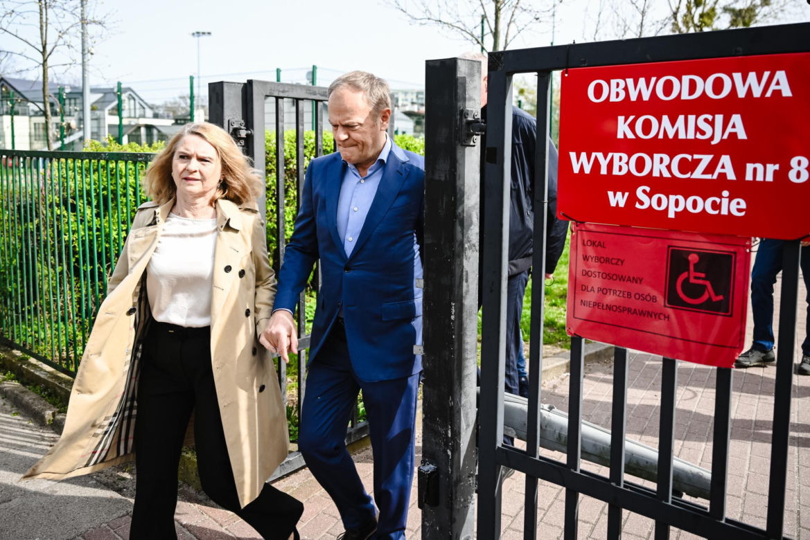 Porównanie stylów żon byłego i obecnego premiera: Iwony Morawieckiej i Małgorzaty Tusk