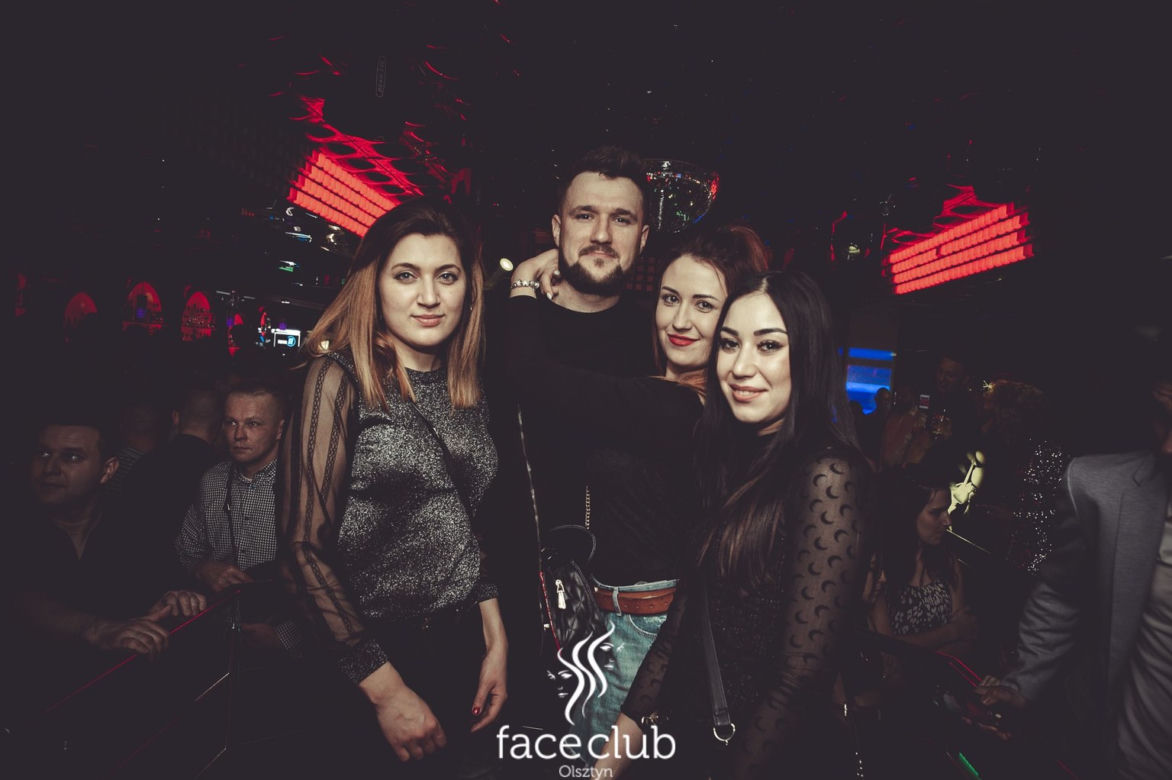Defis w Face Club. Zdjęcia fanów z wokalistą