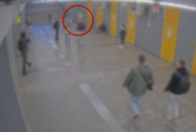 16-latek brutalnie zaatakowany na stacji metra w Warszawie