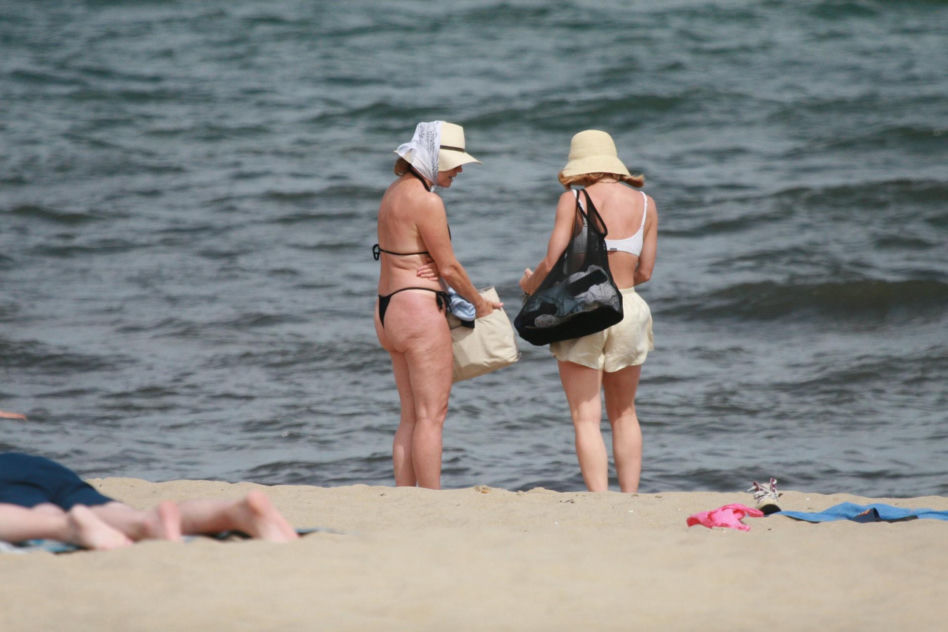 Ewa Skibińska na plaży