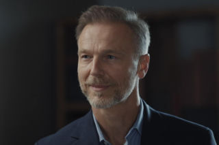 M jak miłość, odcinek 1912. Andrzej Budzyński (Krystian Wieczorek)