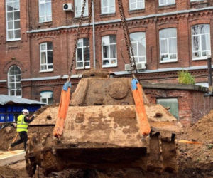 Uniwersytecka legenda okazała się prawdą. Czołg Pantera z czasów II WŚ odkopany w Rosji