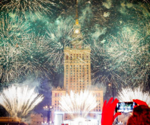 Sylwester w Warszawie sprzed lat. Tak stolica witała dawniej Nowy Rok