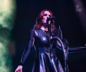 Misternie zaplanowane wizualne widowisko – Epica, Amaranthe i Charlotte Wessels zagrali w Warszawie [RELACJA]