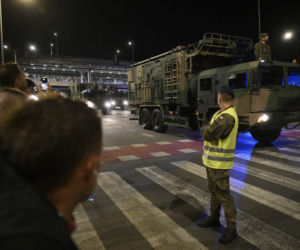 Nocna próba defilady wojskowej w Warszawie
