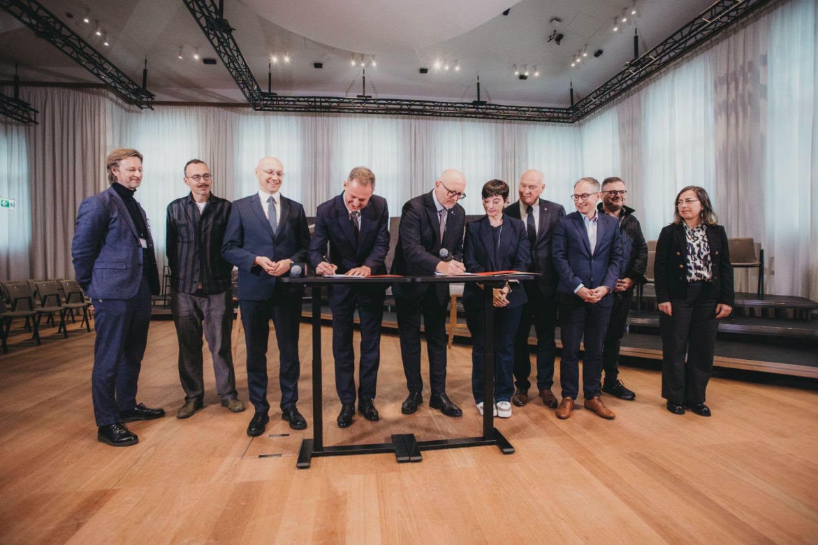 Warszawa wreszcie podpisała umowę z wykonawcą. Sinfonia Varsovia będzie kosztować ponad 650 mln zł