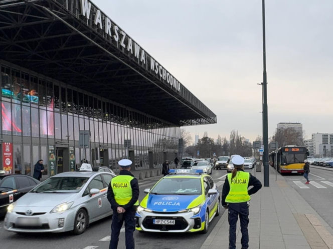 Wielka łapanka na kierowców, kilkaset kontroli. Grudniowa akcja „Bezpieczne Przewozy” w Warszawie