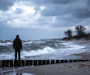Chłodne powietrze polarne nad Polską. Kiedy spodziewać się burz?