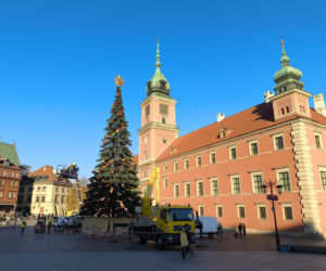 Dziwny obiekt w centrum Warszawy. Co tu powstaje? Stolica już stroi się na Boże Narodzenie!