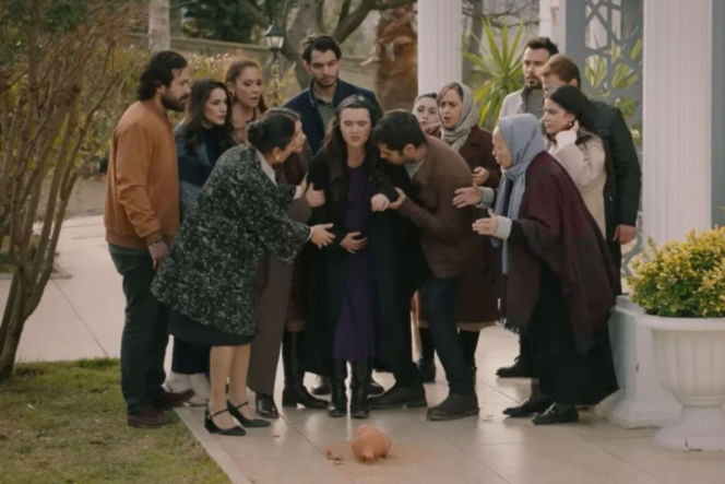 Wichrowe wzgórze, odcinki 374, 375