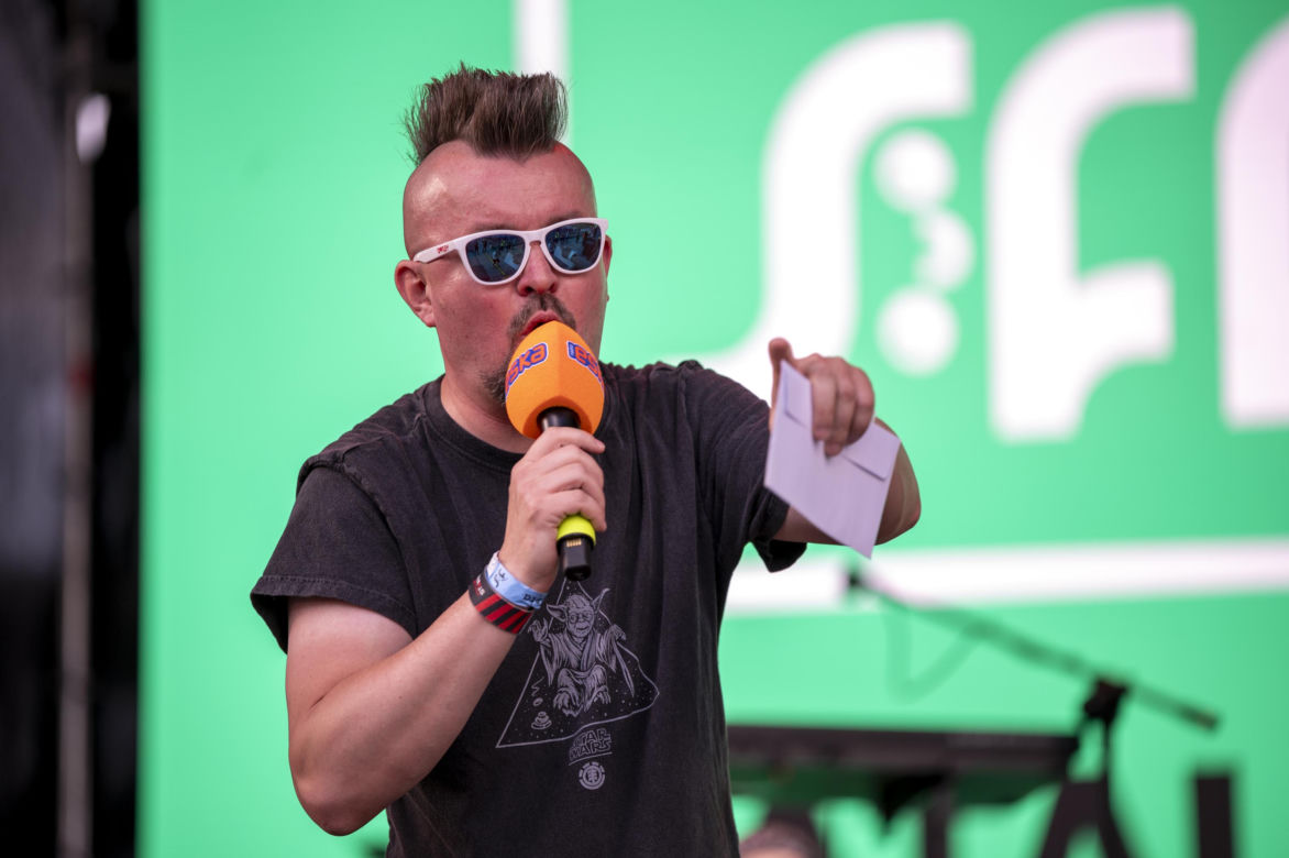 Zespół Nadmiar na scenie Sosnowiec Fun Festival