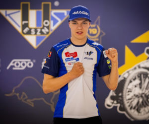 Kacper Mania poza podium Brązowego Kasku