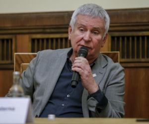 Taką emeryturę ma 77-letni Krzysztof Materna. Martwię się, żeby umysł pracował