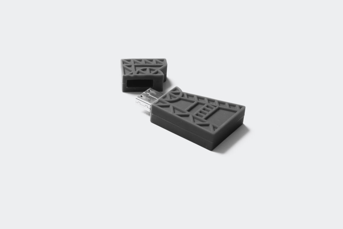 Pendrive w kształcie szybu