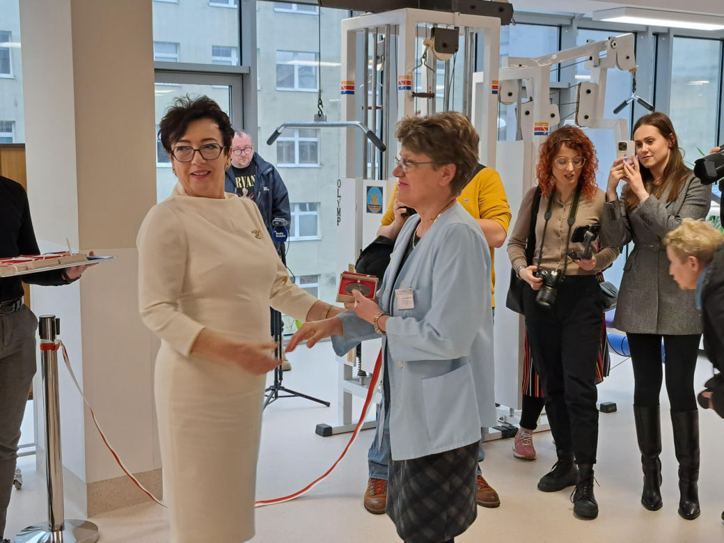 Remont Ośrodka Rehabilitacji i pokaz użycia egzoszkieletu - Szpital im. św. Łukasza w Tarnowie
