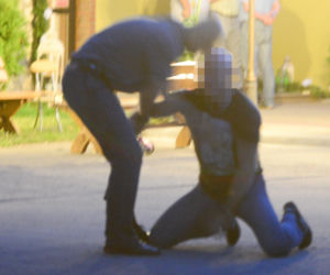 Policjant nie wielbłąd, napić się musi