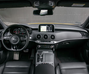 Kia Stinger GT 3.3 V6 T-GDI 366 KM 8AT AWD