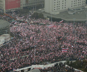 Marsze Niepodległości organizowane co roku 11 listopada wzbudzają emocje zarówno wśród zwolenników, jak i przeciwników