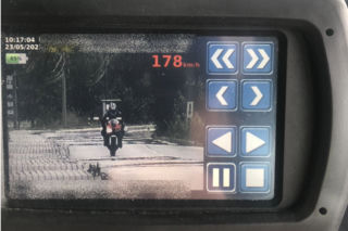 Prawie 180 km/h w zabudowanym! 21-latek zrobił to bez prawa jazdy