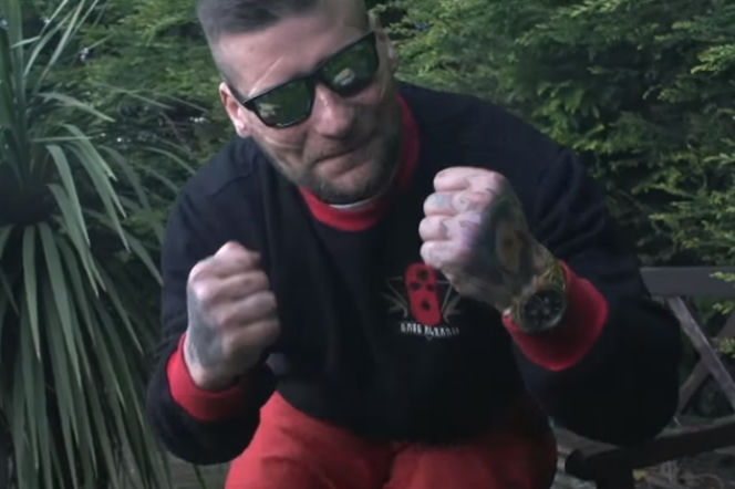 Popek w teledysku do Dla prawdziwych dam