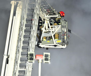 Pożar hali magazynowej w Skawinie