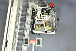 Pożar hali magazynowej w Skawinie