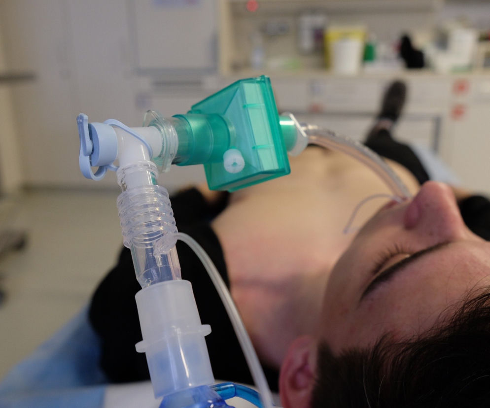 Archidiecezja Łódzka kupuje dwa respiratory! Jest apel do wiernych od Arcybiskup Grzegorza Rysia [WIDEO]