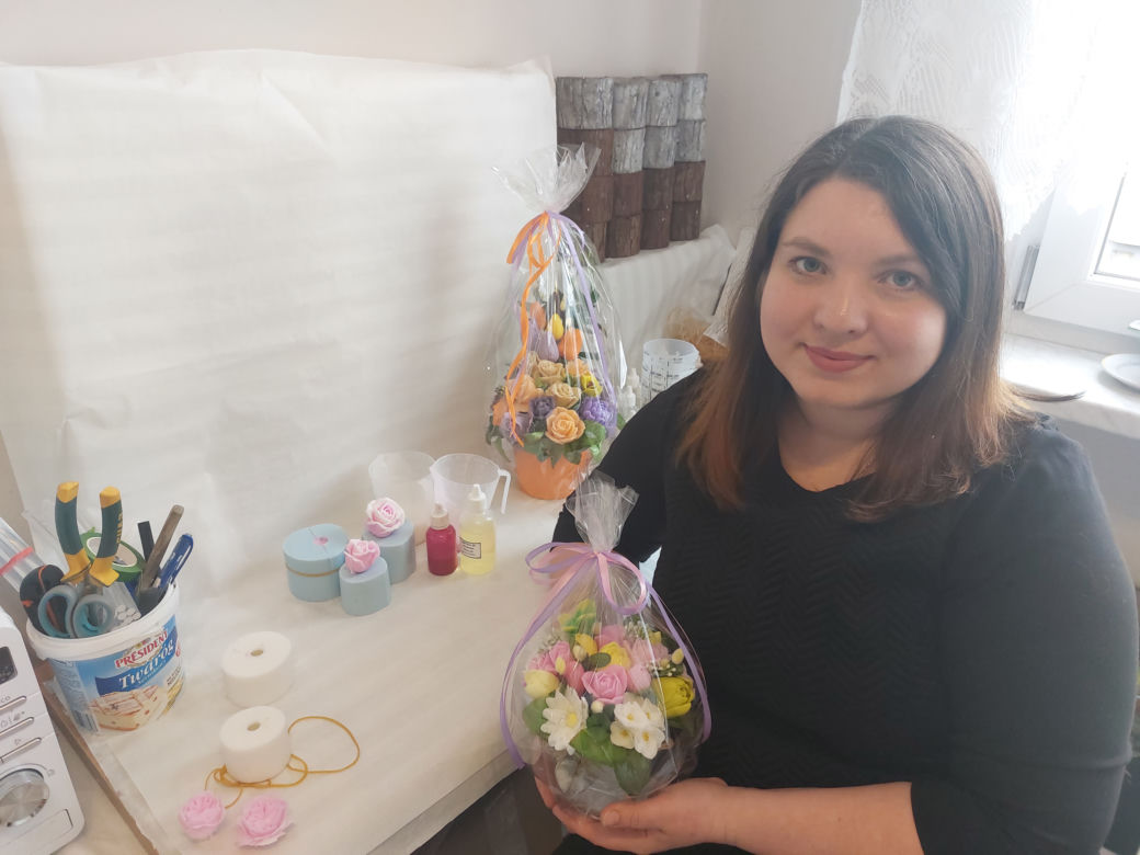 Pani Tatiana tworzy bukiety z... mydła. Pachną jak prawdziwe kwiaty