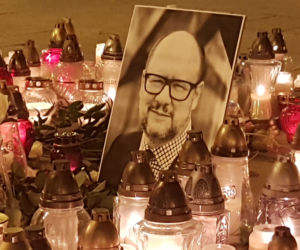 Torunianie nagrali kondolencje dla rodziny Pawła Adamowicza i gdańszczan