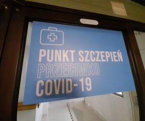 Pierwsze szczepienia przeciwko COVID-19 w Łomży