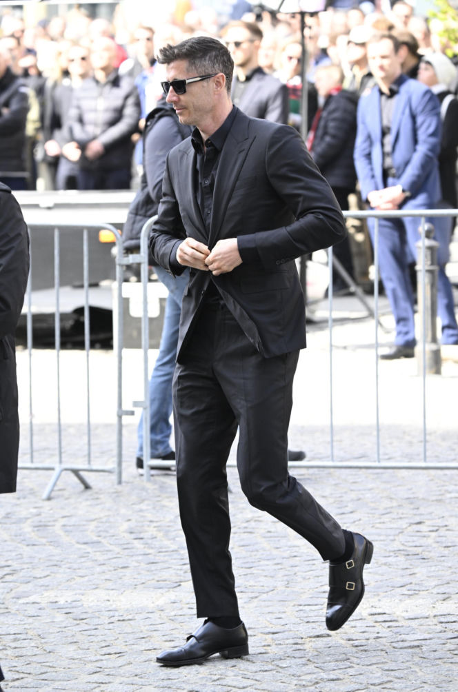 Robert Lewandowski na pogrzebie Jacka Magiery