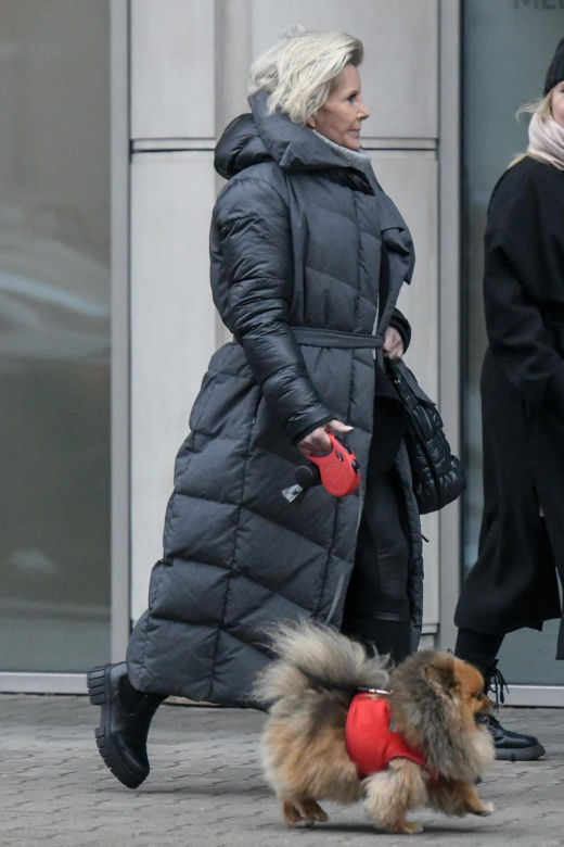 Joanna Racewicz ze swoim pieskiem