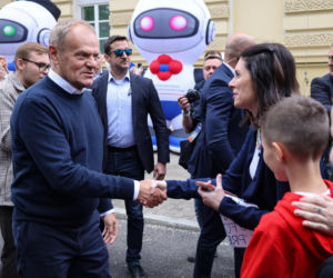 Donald Tusk zaprosił dzieci do ogrodów Kancelarii Premiera