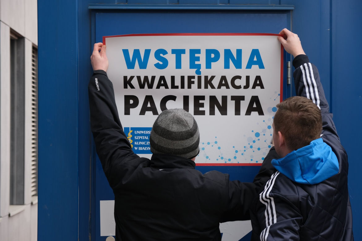 Kontenery przy USK w Białymstoku. Jak wyglądają badania?