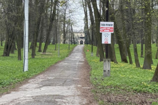 Pałac w Pilicy, wspaniała rezydencja która od dekad popada w ruinę