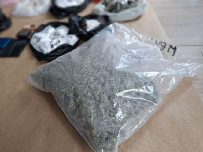 Kolejne uderzenie w zorganizowaną przestępczość samochodową, 8 osób aresztowano