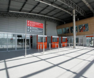 Lotnisko Modlin. Terminal