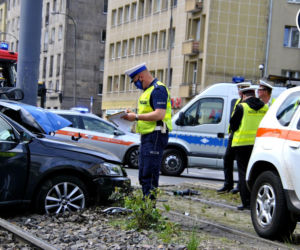 Wypadek na skrzyżowaniu Grójeckiej z Wawelską