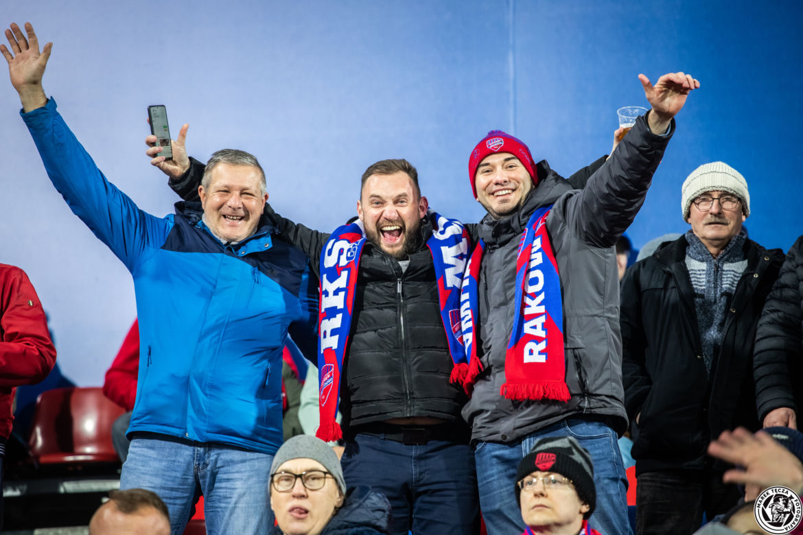 Kibice Rakowa Częstochowa na meczu z Cracovią