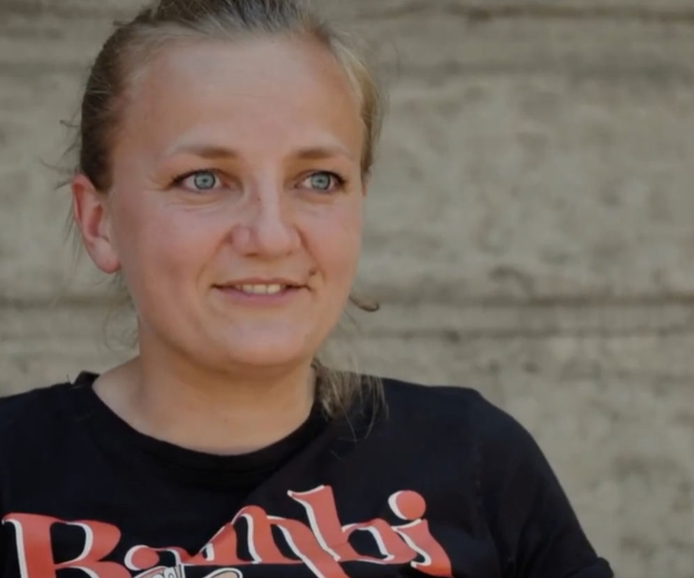 Rolnicy. Podlasie. Emilia Korolczuk świętuje 1. urodziny Laury. Koza na torcie, różowy jeep i ocean życzeń. Jakie ona ma śliczne oczka